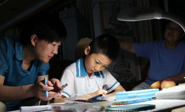 孩子产生厌学情绪怎么办(孩子产生厌学情绪怎么办学校应该负责)(图5)