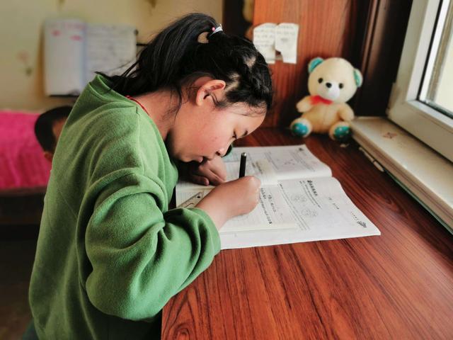 如何引导叛逆的女生(女生叛逆怎么引导)(图9)