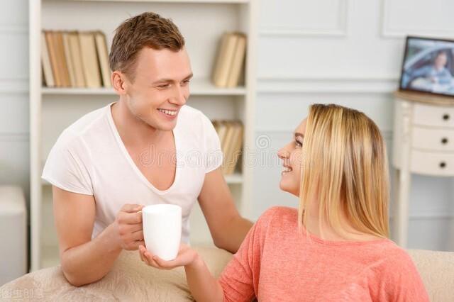 孽缘抱着孩子离家出走(老婆生气抱着孩子离家出走)(图1)