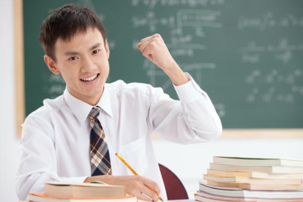 学校乱开除学生怎么办(初三学生被学校开除了怎么办)(图2)