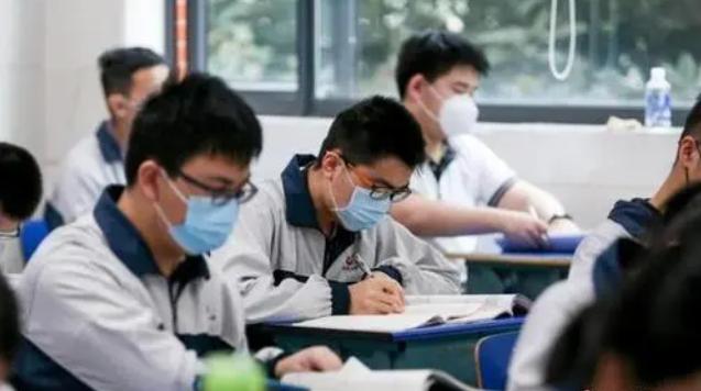 为什么不能退学(为什么不能退学费)(图2)