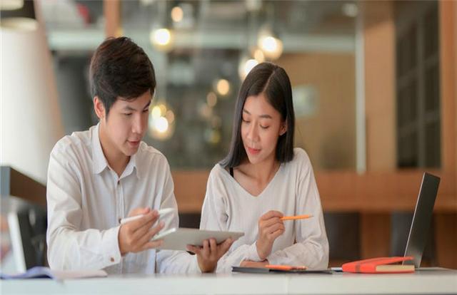 初中同学早恋怎么处理(怎么样处理初中学生早恋问题)(图3)