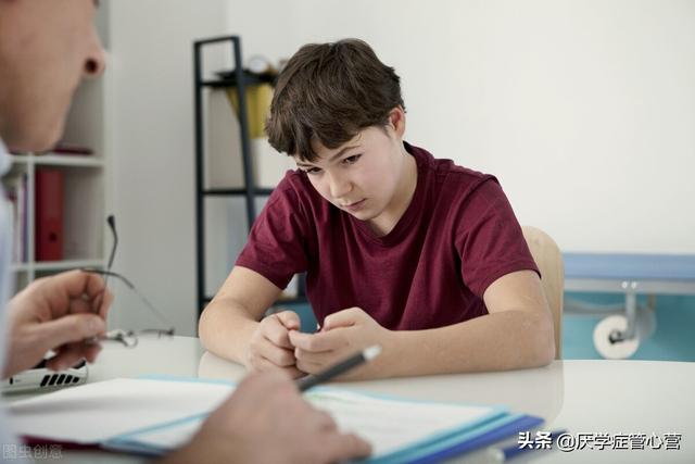 孩子厌学想休学怎么办(孩子厌学休学在家会废了吗)(图1)