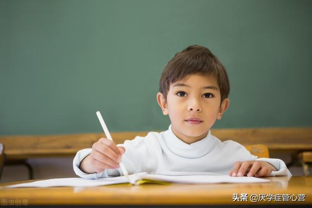 孩子休学后不愿上学(孩子休学后再次上学焦虑症反复)(图3)