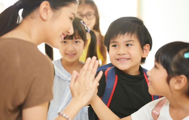 小学三年级厌学怎么办(三年级孩子有点厌学怎么办)(图1)