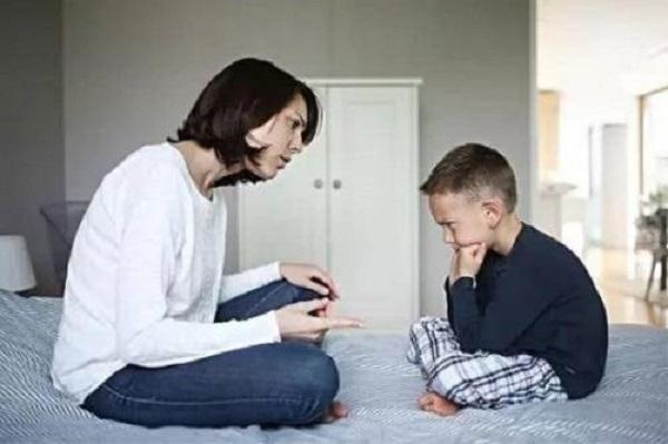 父母能不能打孩子(父母到底能不能打孩子)(图1)