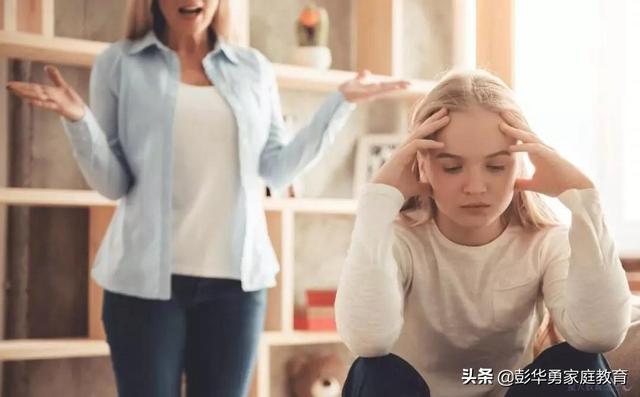 初中生玩手机怎样疏导(初中生总是想玩手机怎么办)(图1)