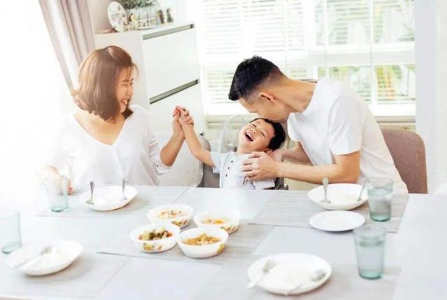 孩子自私冷漠不懂感恩(孩子自私冷漠不懂感恩说说)(图8)