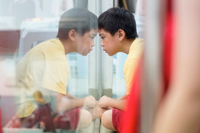青春期叛逆家长如何做(孩子青春期叛逆早恋家长怎么办)(图2)