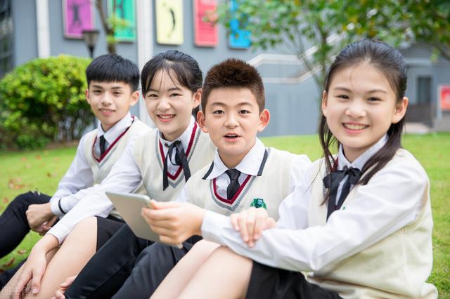 青春期叛逆家长如何做(孩子青春期叛逆早恋家长怎么办)(图1)