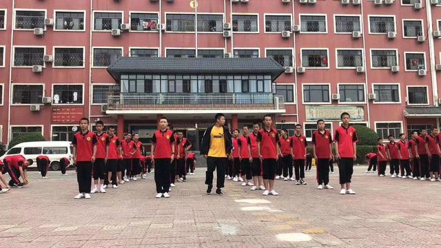 有没有叛逆孩子的学校(哪里有的叛逆孩子学校)(图1)