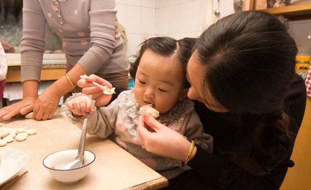 孩子脾气大摔东西(孩子脾气大摔东西打人)(图6)